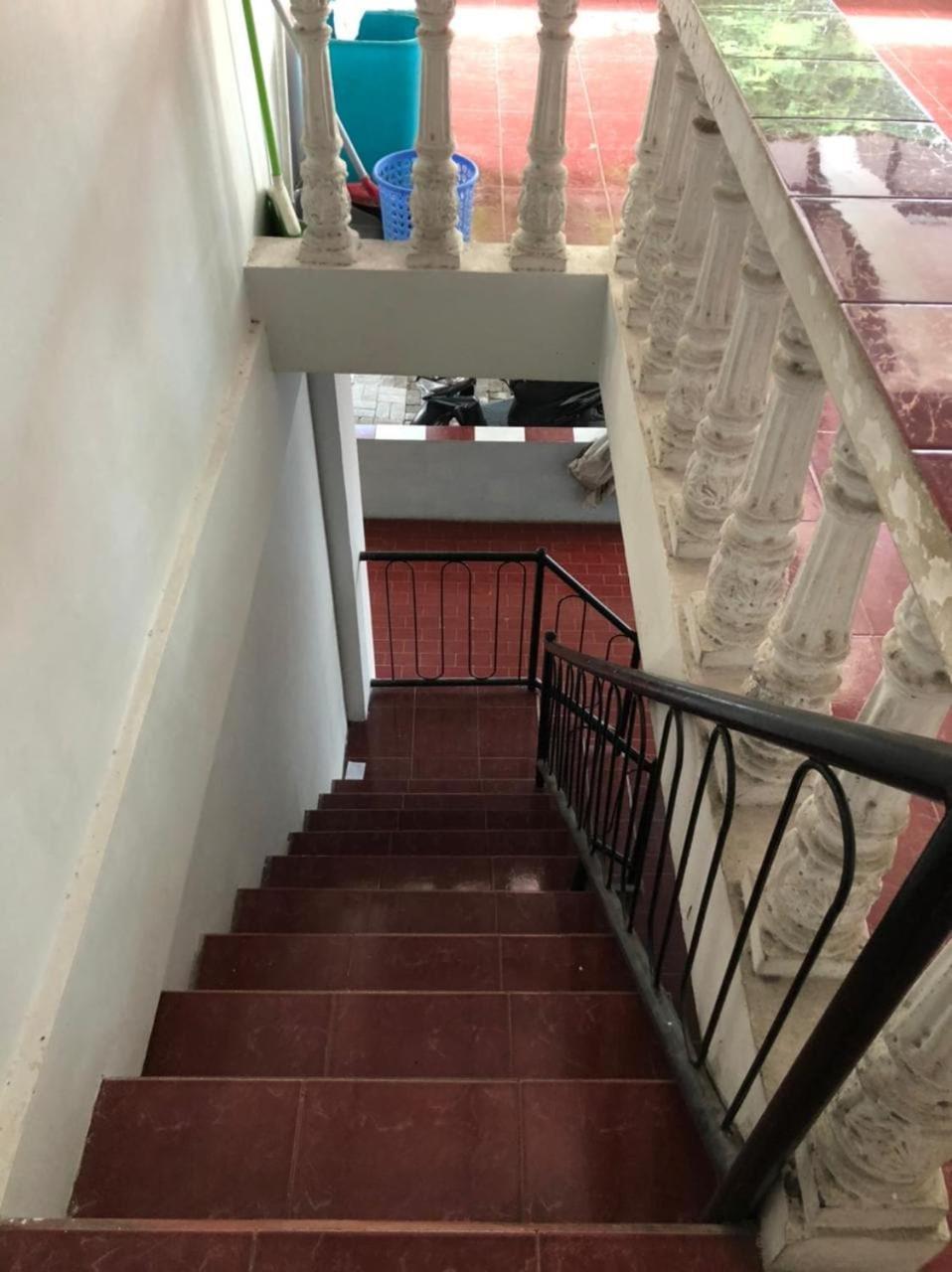 OYO 90482 Rumah Oma Syariah Kupang  Bagian luar foto