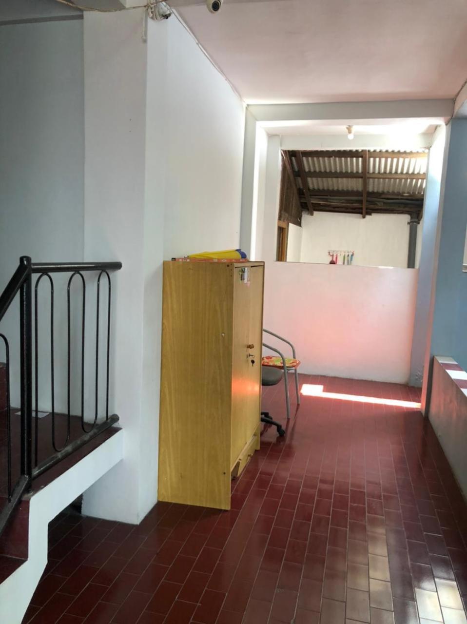 OYO 90482 Rumah Oma Syariah Kupang  Bagian luar foto